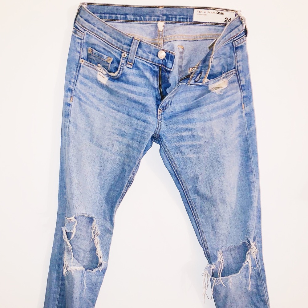 Petite RAG & BONE skinny/ straight legged jeans